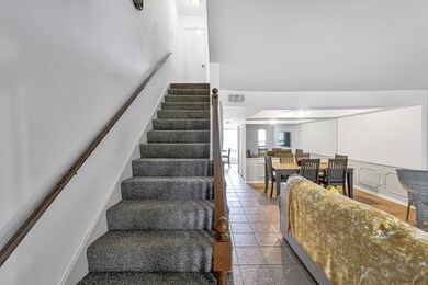 10302 Longmont Dr unit 42, Houston, TX 77042 - photo 4