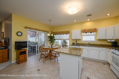 6 Lilac Ct, Holmdel, NJ 07733 - photo 6