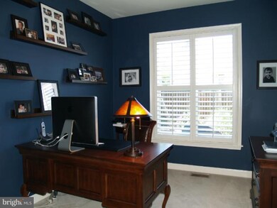 46793 Backwater Dr, Sterling, VA 20164 - photo 2