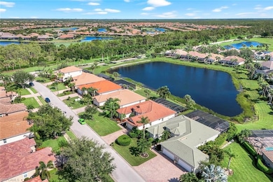 9684 Cobalt Cove Cir, Naples, FL 34120 - photo 4