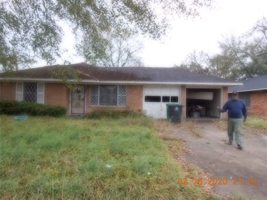 610 E Janisch Rd, Houston, TX 77022 - photo 4