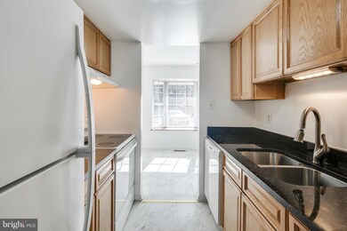 9106 Bronze Bell Cir, Columbia, MD 21045 - photo 7