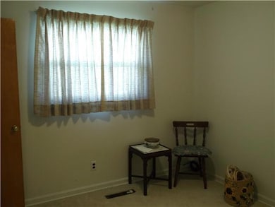 475 Ross Rd, Columbus, OH 43213 - photo 6