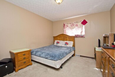 4785 Echorock Dr, Columbus, OH 43231 - photo 6