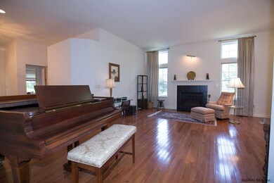 17 Camden Cir, Delmar, NY 12054 - photo 5