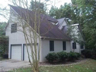 2672 Hickory Dr, Asheboro, NC 27205 - photo 2