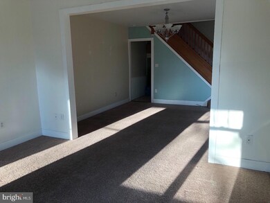 309 N Waverly St, Reading, PA 19607 - photo 4