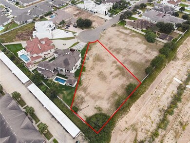 1002 Travis St, Mission, TX 78572 - photo 4