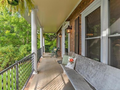 11 Elmwood Ln, Asheville, NC 28803 - photo 4