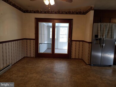 4516 Black Gap Rd, Chambersburg, PA 17202 - photo 4