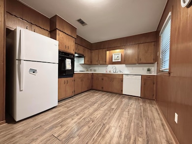 310 Ida Circuit, Vidor, TX 77662 - photo 7