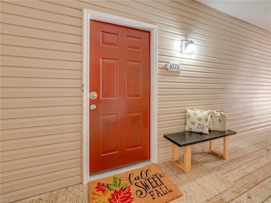 107 Stratford Dr unit K, Williamsburg, VA 23185 - photo 3