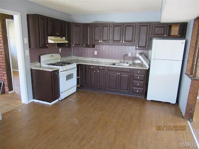 224 Tay Rd, Saint Louis, MO 63137 - photo 6