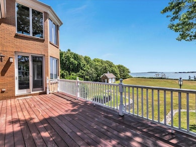 31 Pine Tree Dr, Wareham, MA 02532 - photo 4