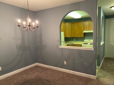 67 Limerick Ln, Phillipsburg, NJ 08865 - photo 3