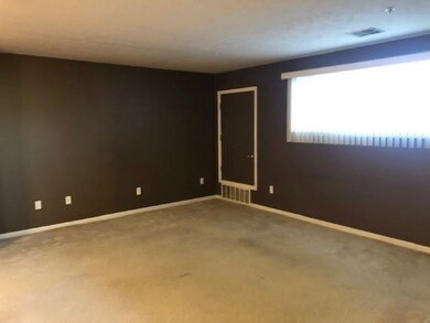 crosswinds livingroom