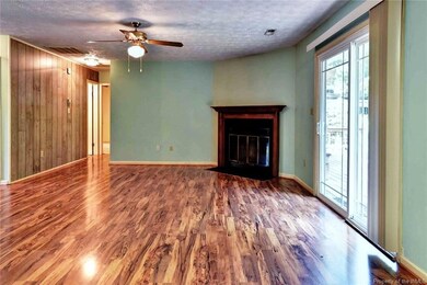 4555 Mallard Dr, Gloucester, VA 23061 - photo 6