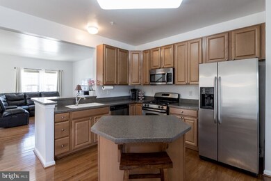 7279 Mockingbird Cir, Glen Burnie, MD 21060 - photo 2