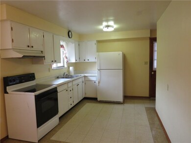 435 Hemphill Rd, Tarentum, PA 15084 - photo 3