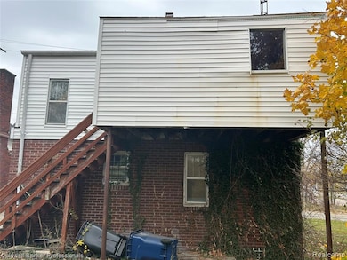 638 E Pasadena Ave, Flint, MI 48505 - photo 4