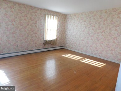 212 Villanova Avenue Cir, Swarthmore, PA 19081 - photo 6