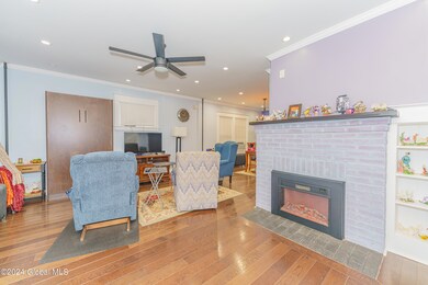 1 Livingroom 3