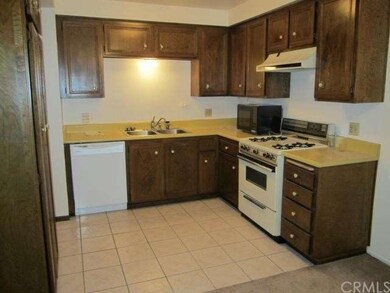 Kitchen (New Dishwasher)