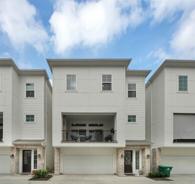 1517 Weber St unit B, Houston, TX 77007 - photo 2