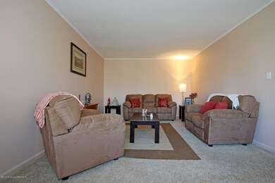 27 Kerry Dr, Hazlet, NJ 07730 - photo 2