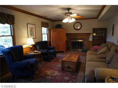 Den/Family/Great Room - Warm and Inviting Family R