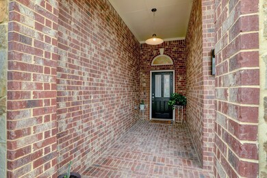 5179 Echo Falls Dr, Alvin, TX 77511 - photo 2