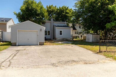 31 Overland St, Manchester, NH 03103 - photo 2