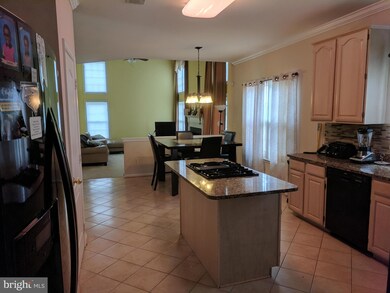 11302 Lake Front Ct, Bowie, MD 20721 - photo 3