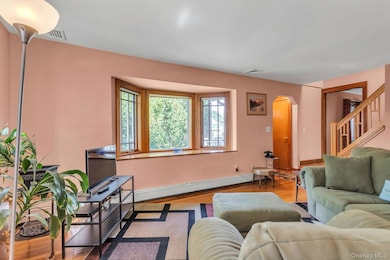 1782 Adlin Ct, East Meadow, NY 11554 - photo 6