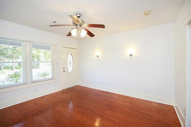 726 Pecore St, Houston, TX 77009 - photo 6