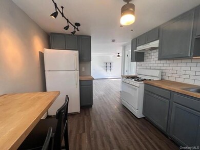 9 Main St unit 1, Warwick, NY 10990 - photo 7