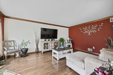 11-web-or-mls-LPM_7889