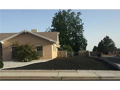 10124 Woodway Dr, El Paso, TX 79925 - photo 2