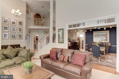 9927 Bickley Ct, Vienna, VA 22181 - photo 5