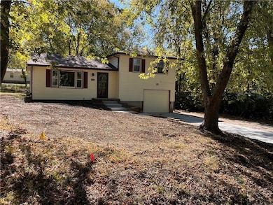 1828 E Pine St, Fort Scott, KS 66701 - photo 5