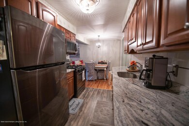 473 Willow Rd E unit 1, Staten Island, NY 10314 - photo 5