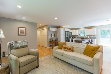 15 Blandings Way