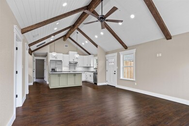 1317 Ridgeview Cir, Granbury, TX 76048 - photo 7