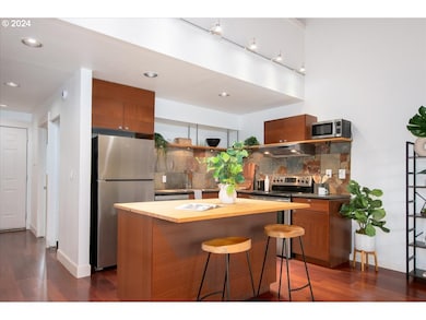 4 Touchstone unit 110, Lake Oswego, OR 97035 - photo 4