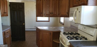 715 Dorsey Ave, Essex, MD 21221 - photo 4