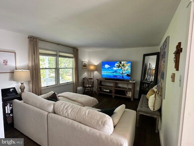 7601 Rudyard St, Falls Church, VA 22043 - photo 5