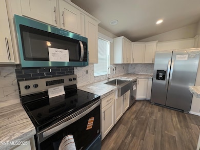 495 Camellia Way, Lovelock, NV 89419 - photo 3
