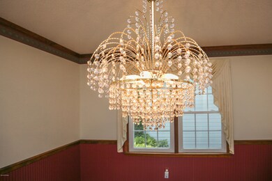 219 Yale Cir, Jacksonville, NC 28546 - photo 5