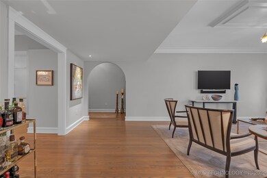 1500 S Frisco Ave unit 2E, Tulsa, OK 74119 - photo 7