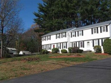 956 Merrimack Ave, Dracut, MA 01826 - photo 4